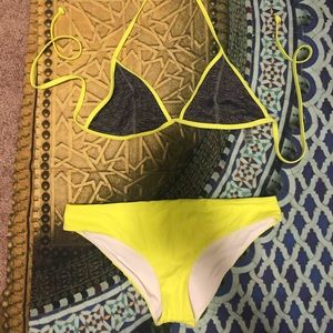 Victoria’s Secret Bikini Top Size L